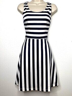 Y2K B&W Stripe CROSS BACK Skate MINI DRESS M Whimsigoth Surf Boho Festival Goth